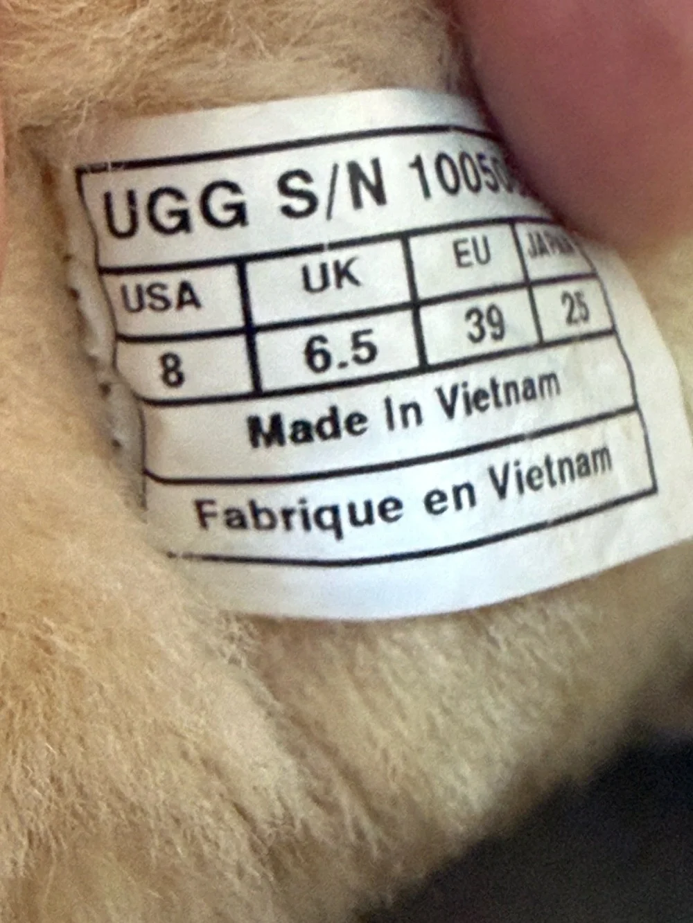 UGG guc some